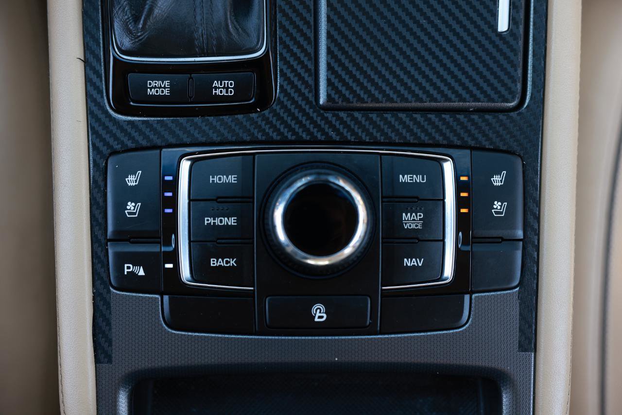 Used 2015 Hyundai Genesis 3.8 w/ Option Group 04 image 40