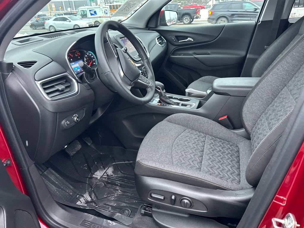 Certified 2024 Chevrolet Equinox LT w/ LPO, Floor Liner Package image 9