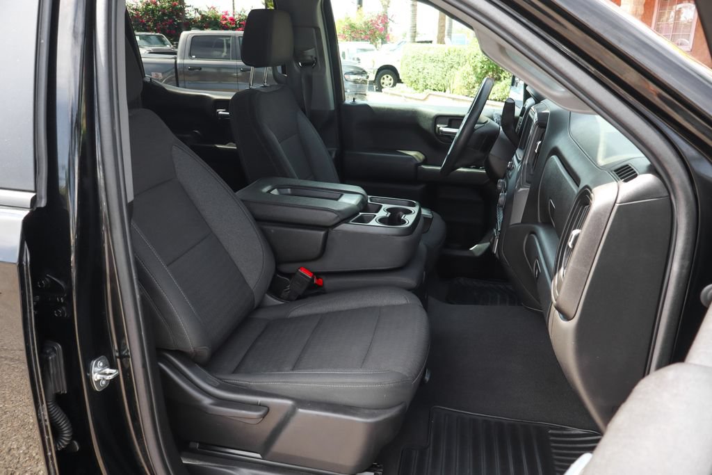 Used 2023 Chevrolet Silverado 1500 Custom AWD/4WD image 46