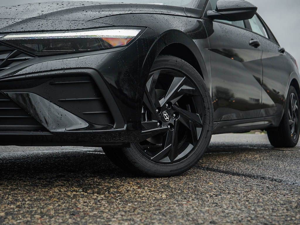 New 2026 Hyundai Elantra Sport image 6