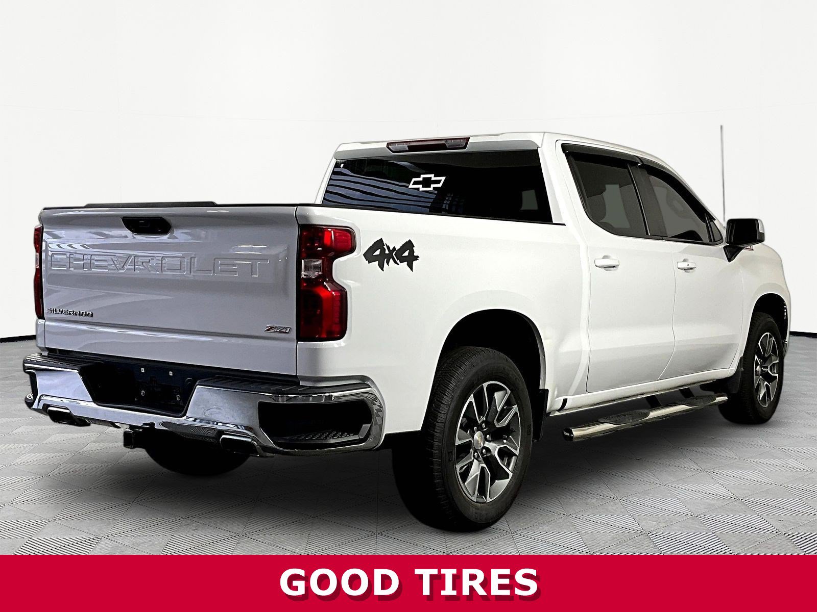 Used 2023 Chevrolet Silverado 1500 LT AWD/4WD image 6