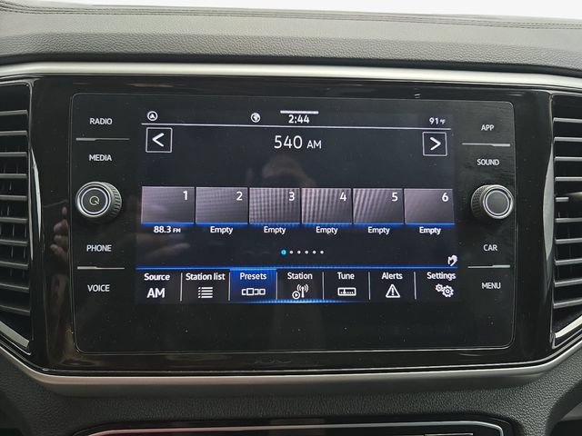 Used 2023 Volkswagen Atlas SE w/ Panoramic Sunroof Package FWD image 19
