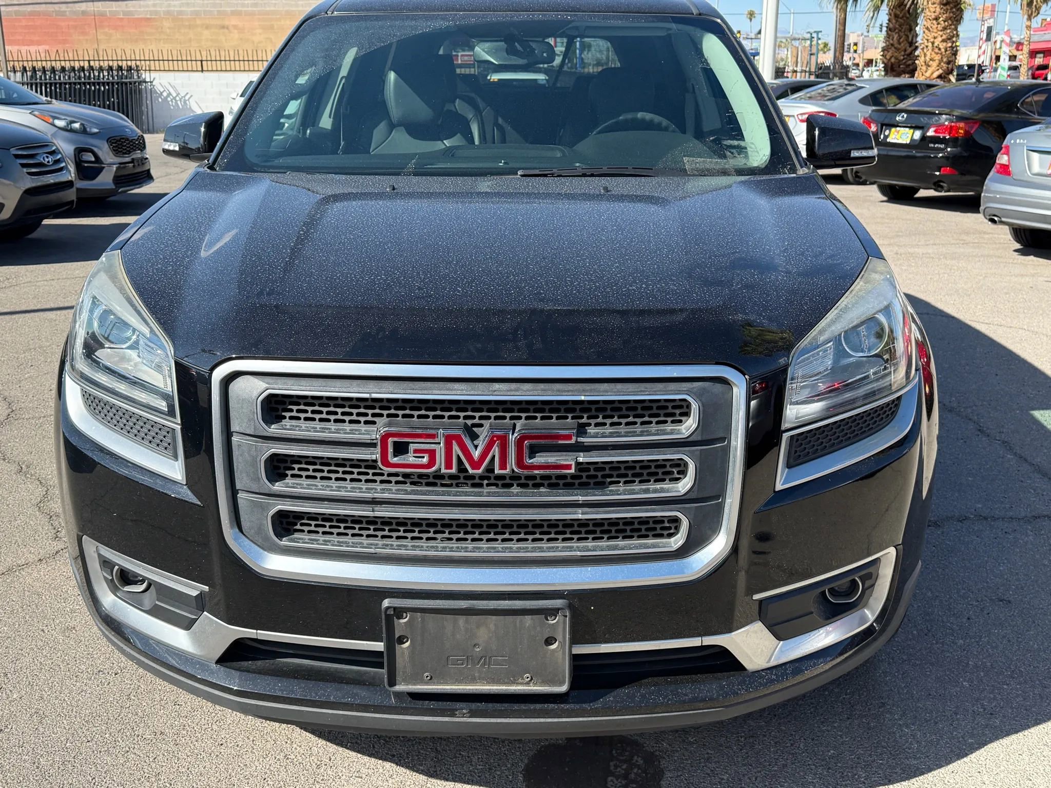 Used 2016 GMC Acadia SLT image 2