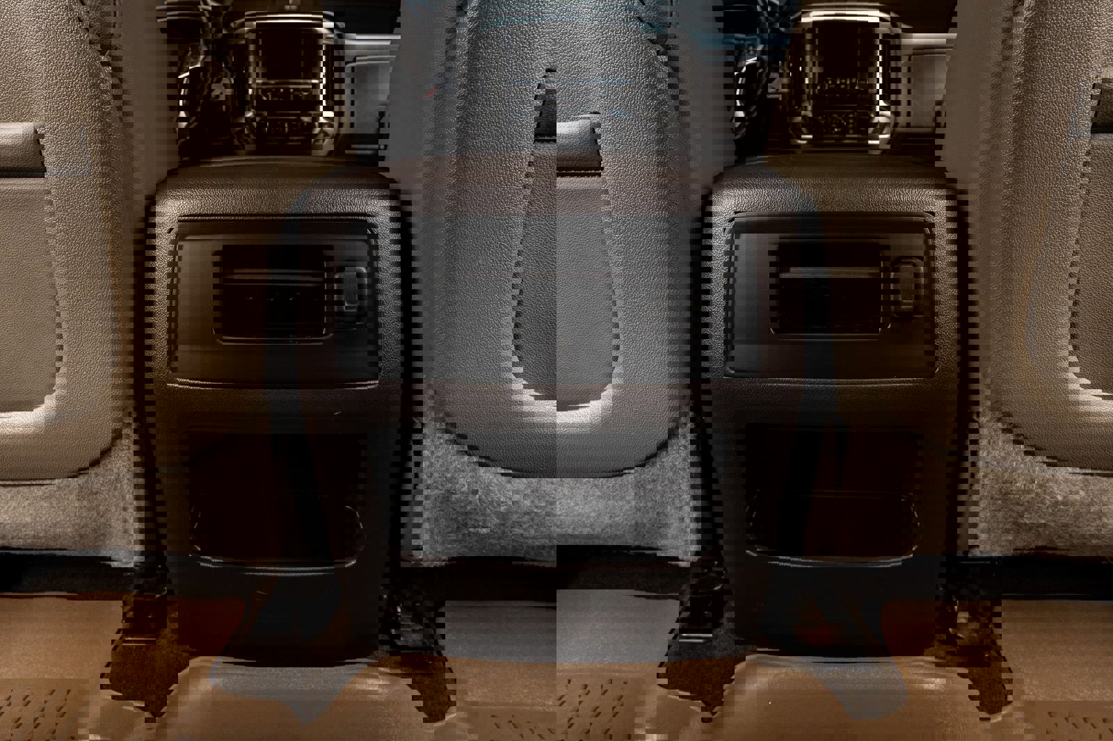 Used 2015 Chevrolet Silverado 2500 LTZ w/ LTZ Plus Package AWD/4WD image 28