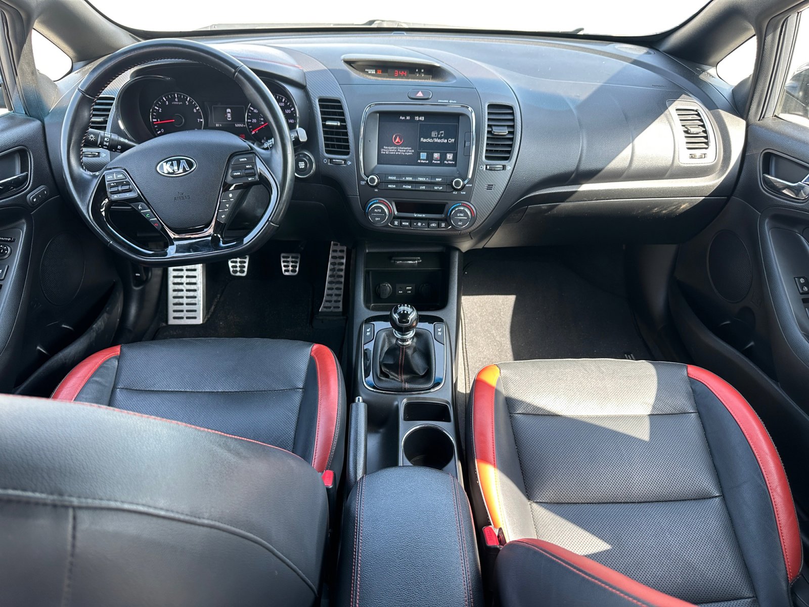 Used 2017 Kia Forte SX FWD image 11