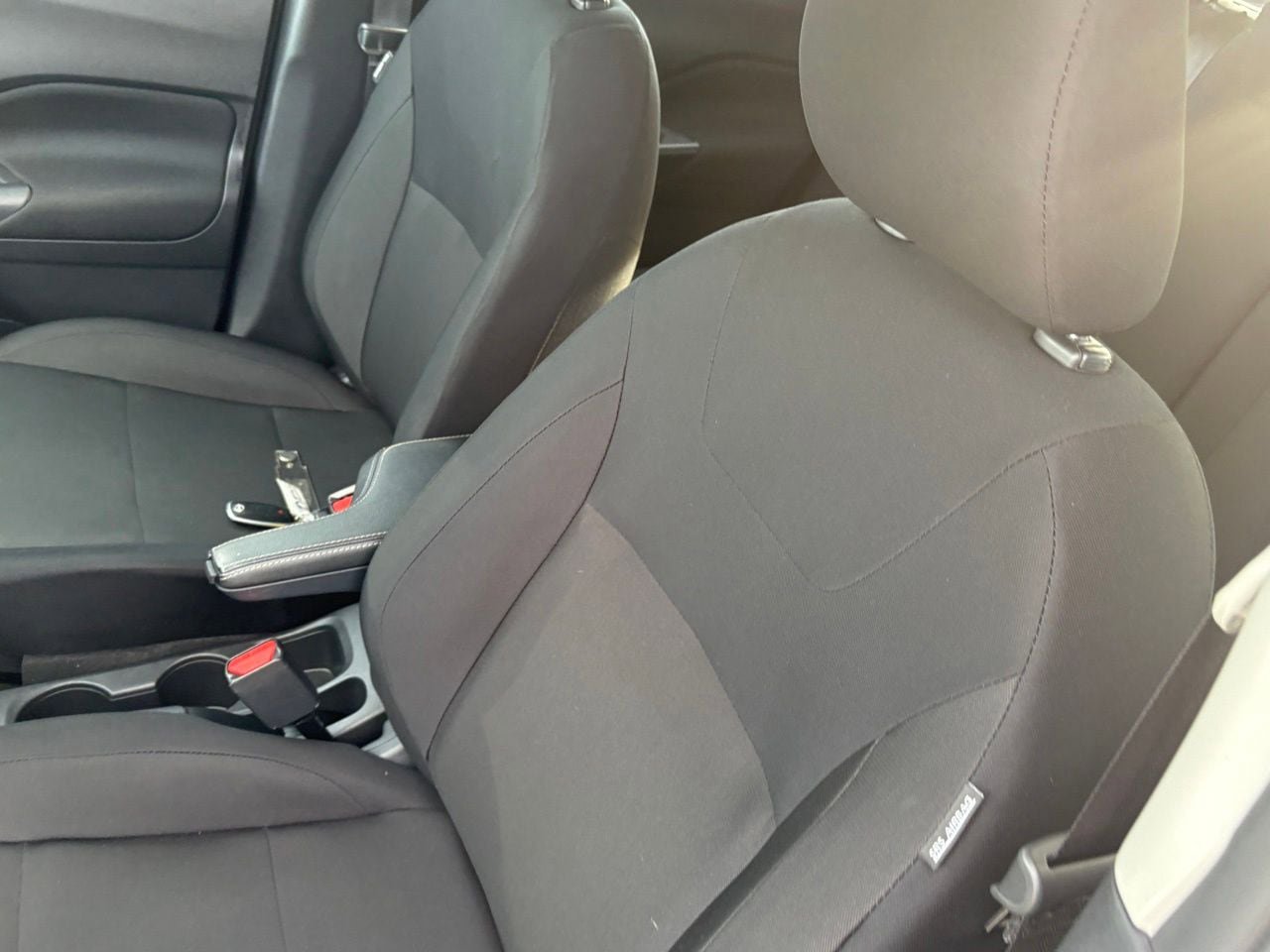 Certified 2025 Nissan Kicks Play S FWD image 32
