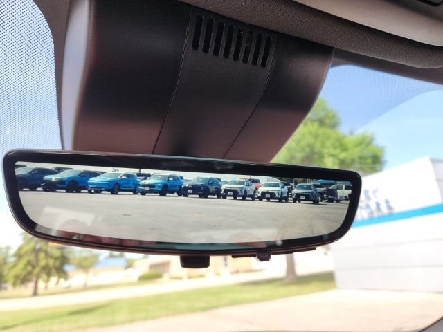 Used 2024 Chevrolet Tahoe High Country AWD/4WD image 36