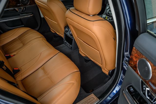 Used 2016 Jaguar XJ R-Sport AWD/4WD image 43