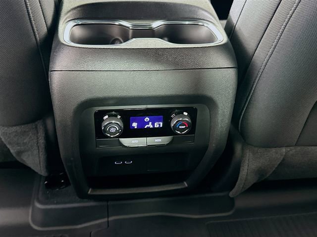 New 2025 Chevrolet Traverse LT FWD image 27
