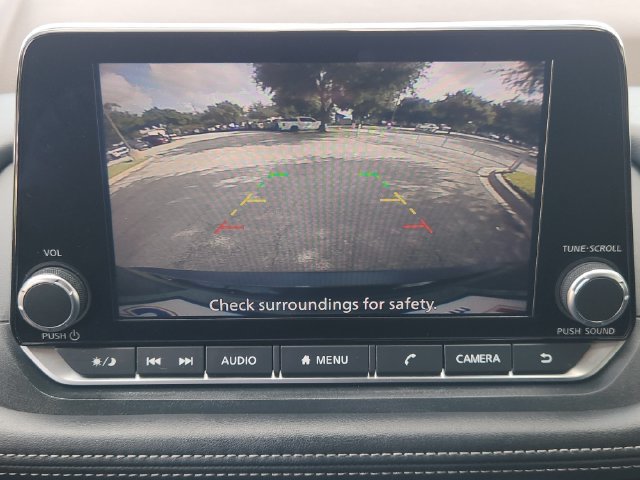 Used 2023 Nissan Rogue S FWD image 18