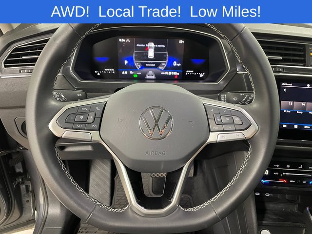 Used 2024 Volkswagen Tiguan SE w/ Panoramic Sunroof Package AWD/4WD image 14