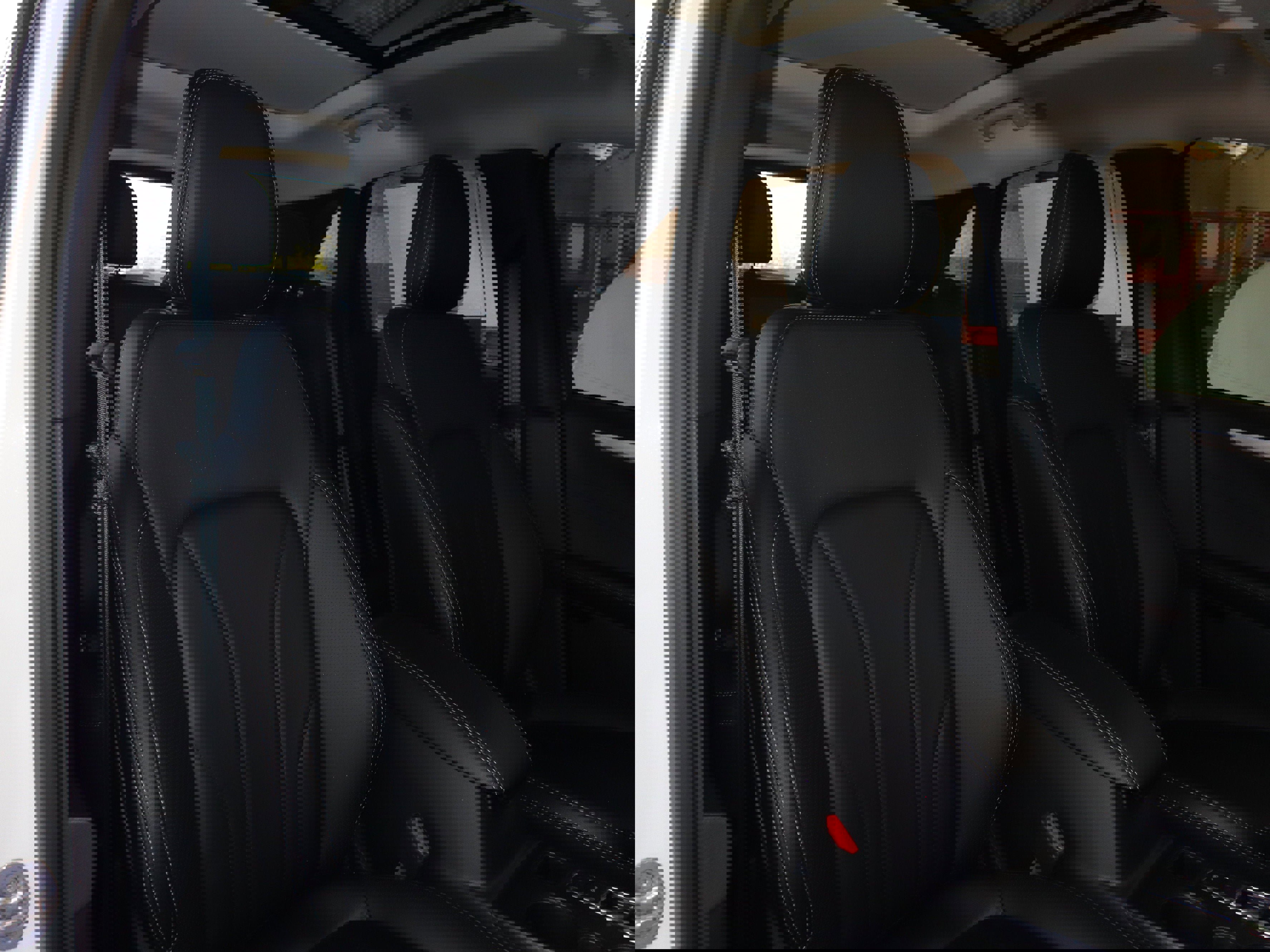 New 2025 Ford Escape SE w/ PHEV Premium Package image 41
