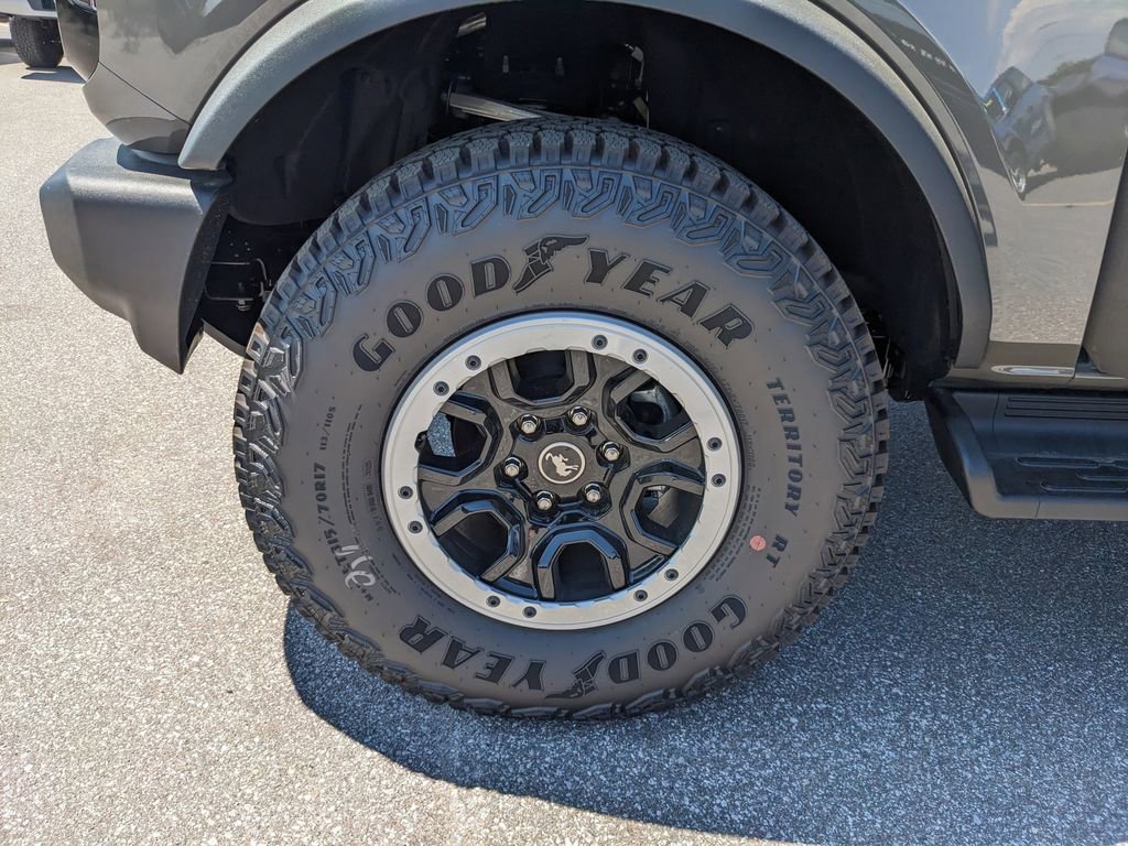 New 2025 Ford Bronco Outer Banks w/ Sasquatch Package AWD/4WD image 32