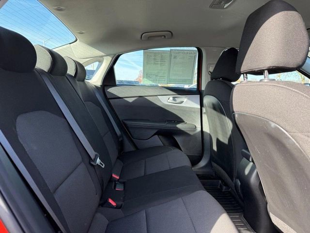 Used 2023 Kia Forte LXS w/ LXS Technology Package image 10