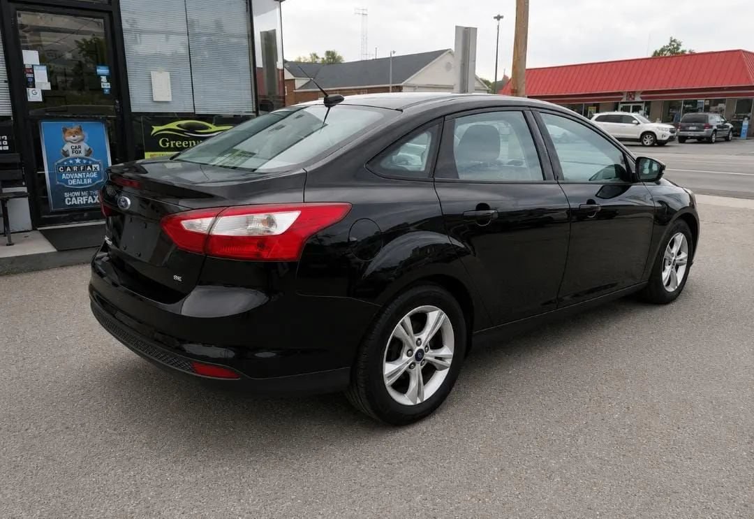 Used 2014 Ford Focus SE FWD image 5