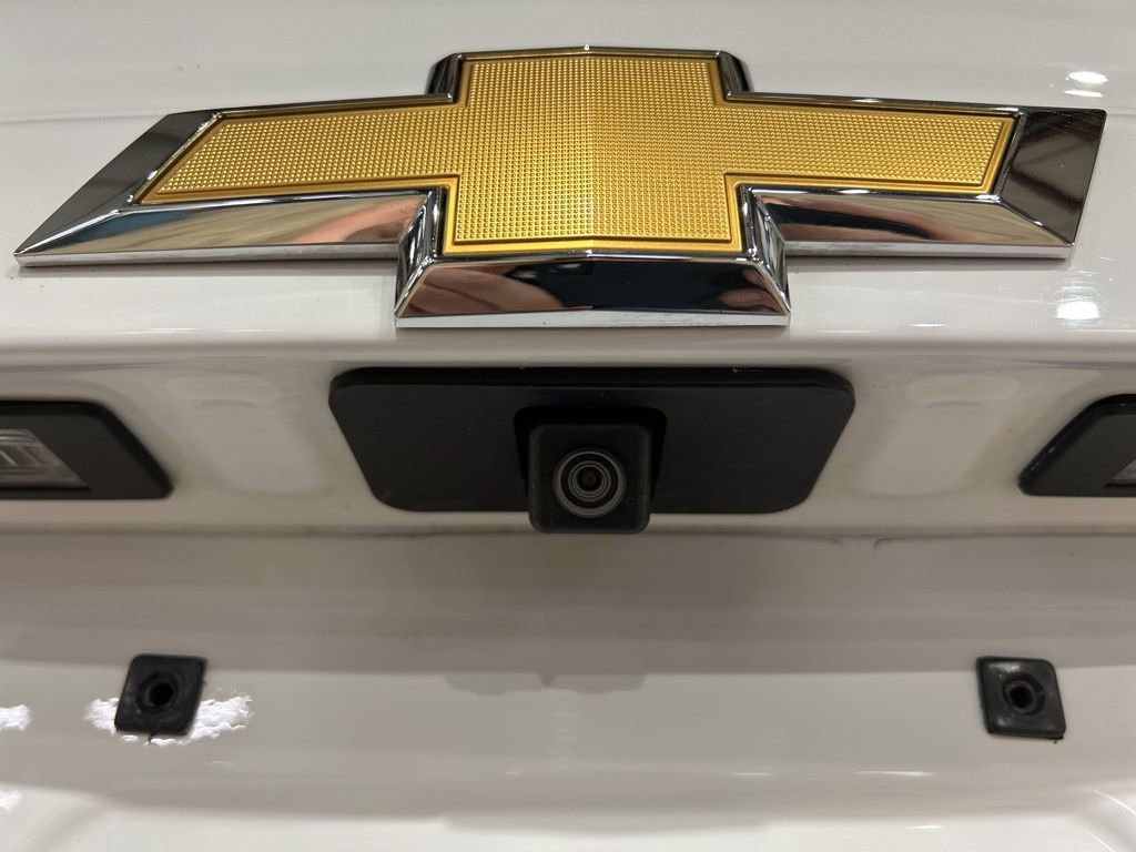 Used 2019 Chevrolet Suburban Premier image 12