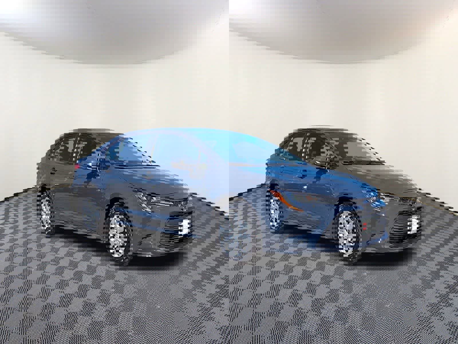 Certified 2023 Toyota Corolla LE w/ Carpet Mat Package (TMS) image 5