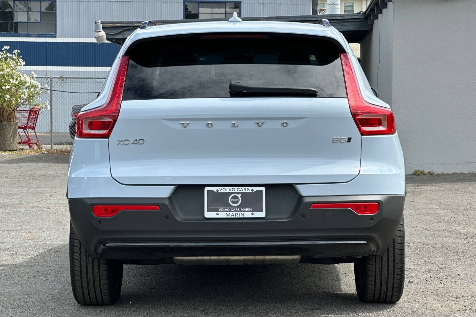 Used 2026 Volvo XC40 B5 Plus w/ Protection Package Premier AWD/4WD image 8