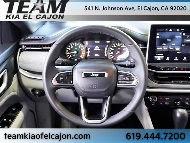 Used 2024 Jeep Compass Latitude image 19