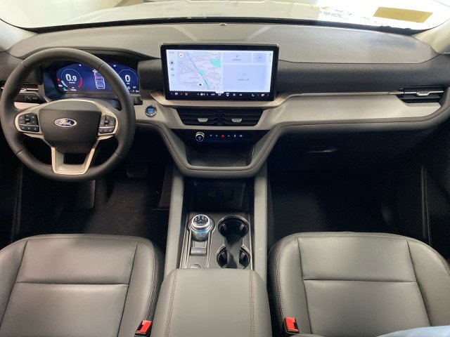 New 2026 Ford Explorer Active w/ Active Comfort Package AWD/4WD image 13