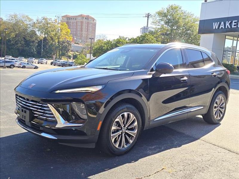 Certified 2025 Buick Envision Preferred image 29