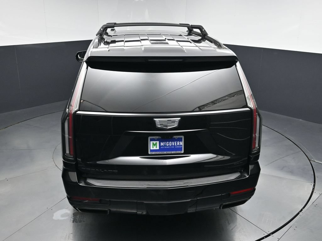 Used 2025 Cadillac Escalade Sport w/ LPO, ONYX Package AWD/4WD image 15