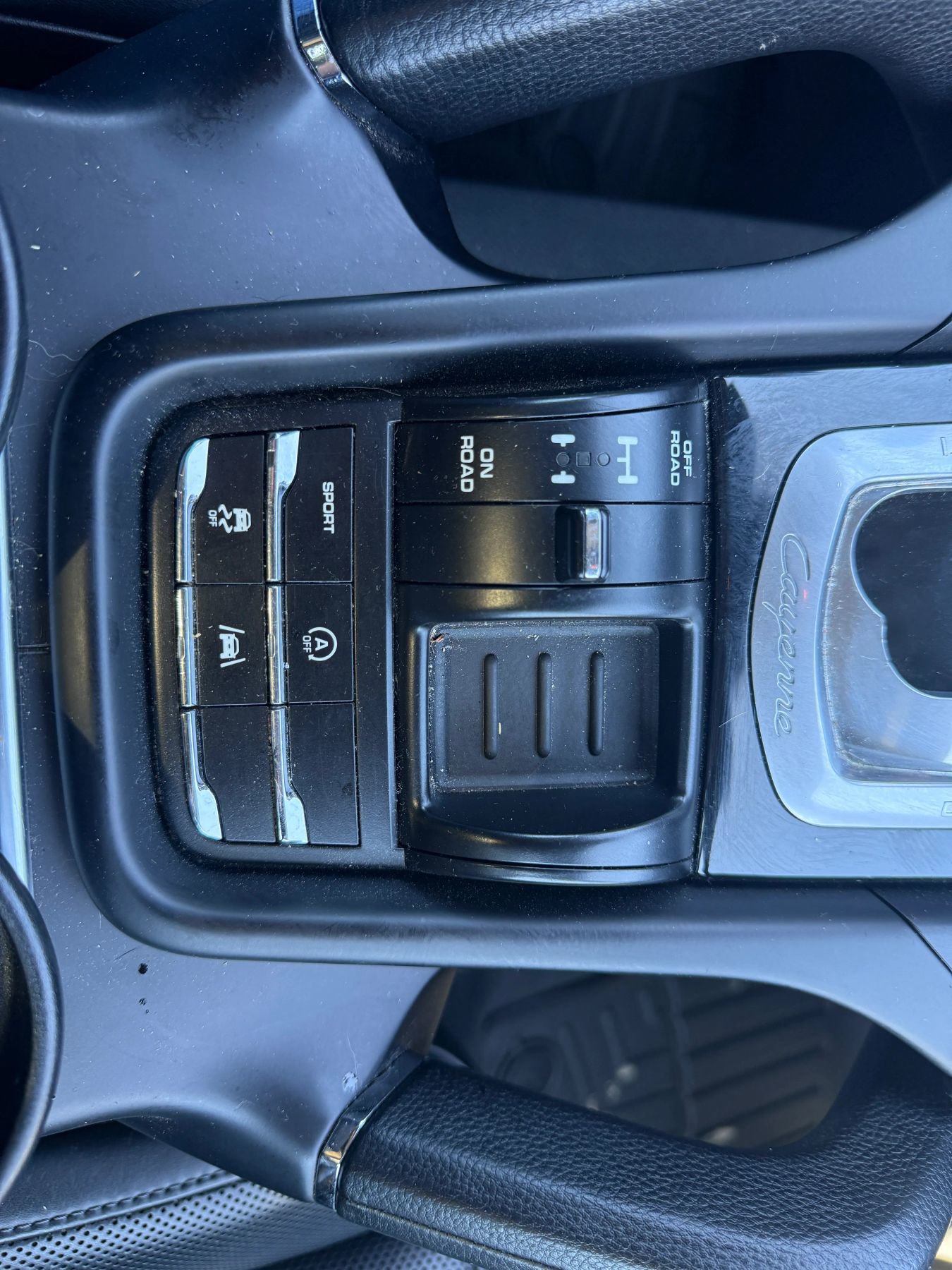 Used 2016 Porsche Cayenne image 15