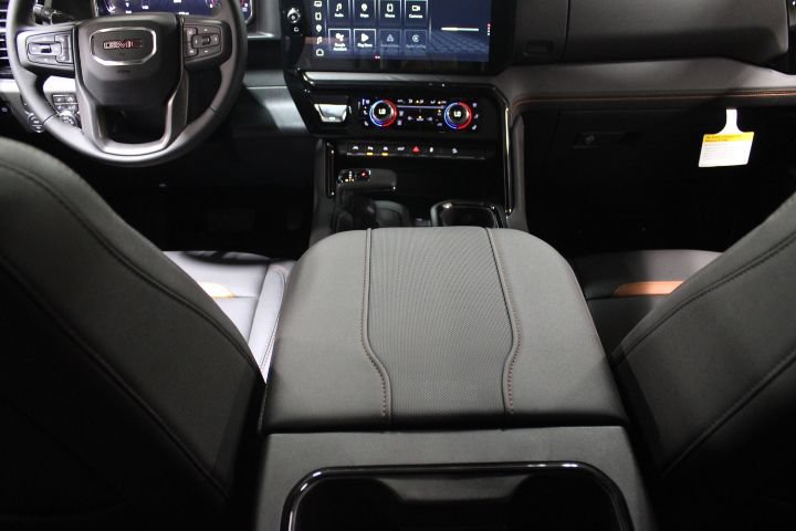 New 2026 GMC Sierra 1500 AT4 w/ Technology Package AWD/4WD image 34