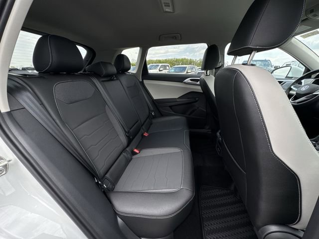 New 2026 Volkswagen Taos SE AWD/4WD image 26