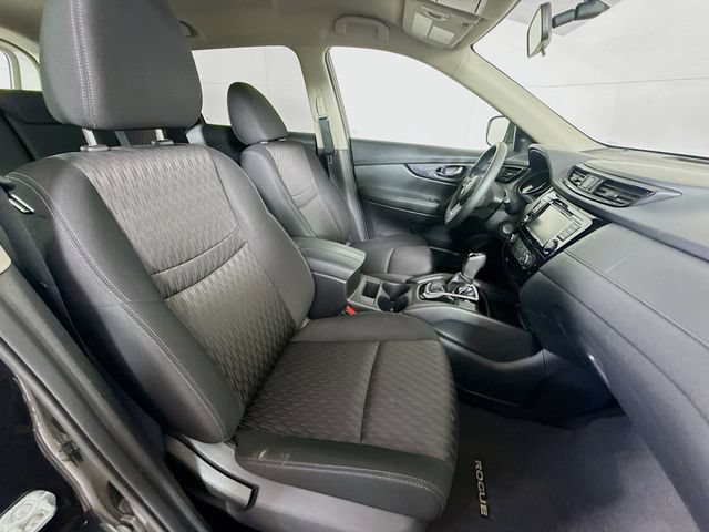 Used 2018 Nissan Rogue S AWD/4WD image 32