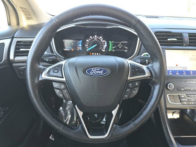 Used 2020 Ford Fusion SE w/ Equipment Group 151A image 6