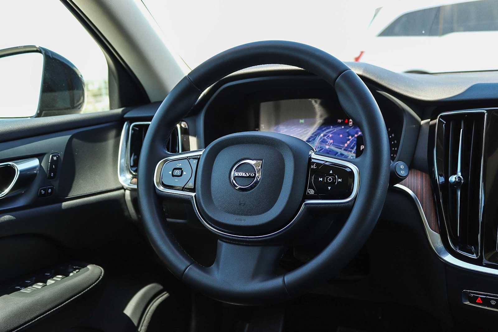 Used 2023 Volvo V60 B5 Cross Country Plus AWD/4WD image 20