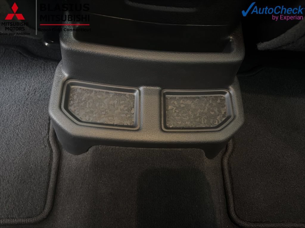 Used 2025 Jeep Wrangler Unlimited Sahara w/ Safety Group AWD/4WD image 39