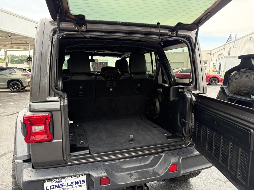 Used 2019 Jeep Wrangler Unlimited Rubicon AWD/4WD image 25