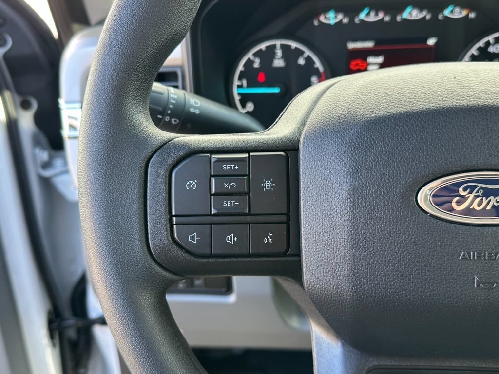 New 2026 Ford F350 XL w/ XL Chrome Package AWD/4WD image 9