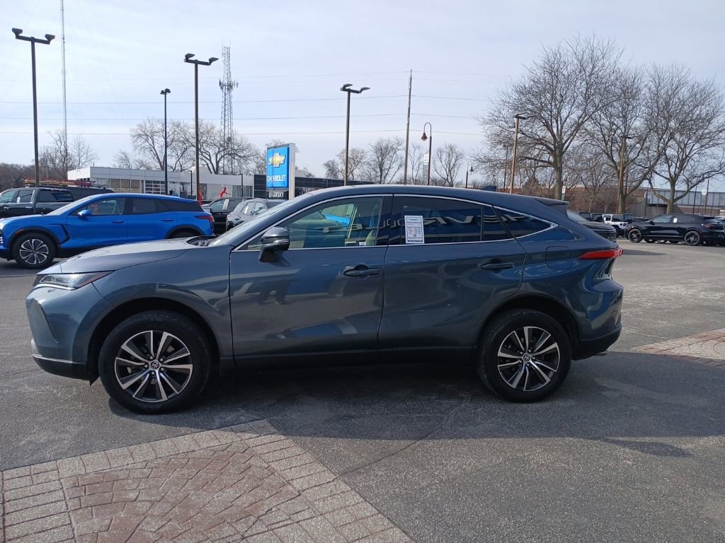 Used 2022 Toyota Venza LE image 38