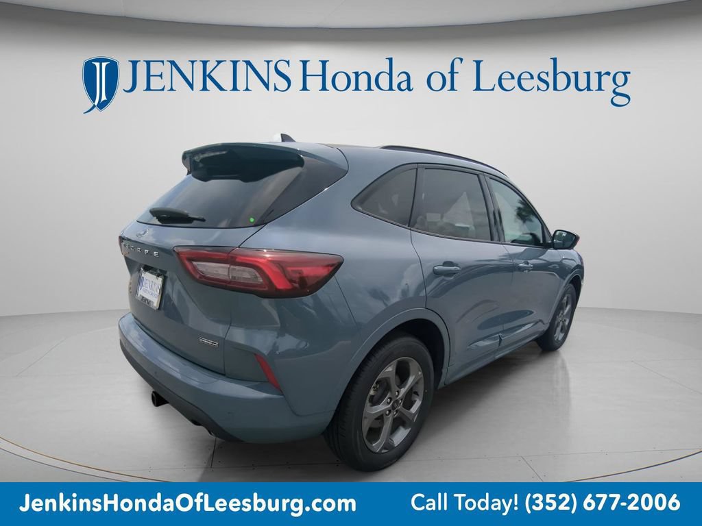 Used 2023 Ford Escape ST-Line Select w/ Tech Pack #2 AWD/4WD image 8