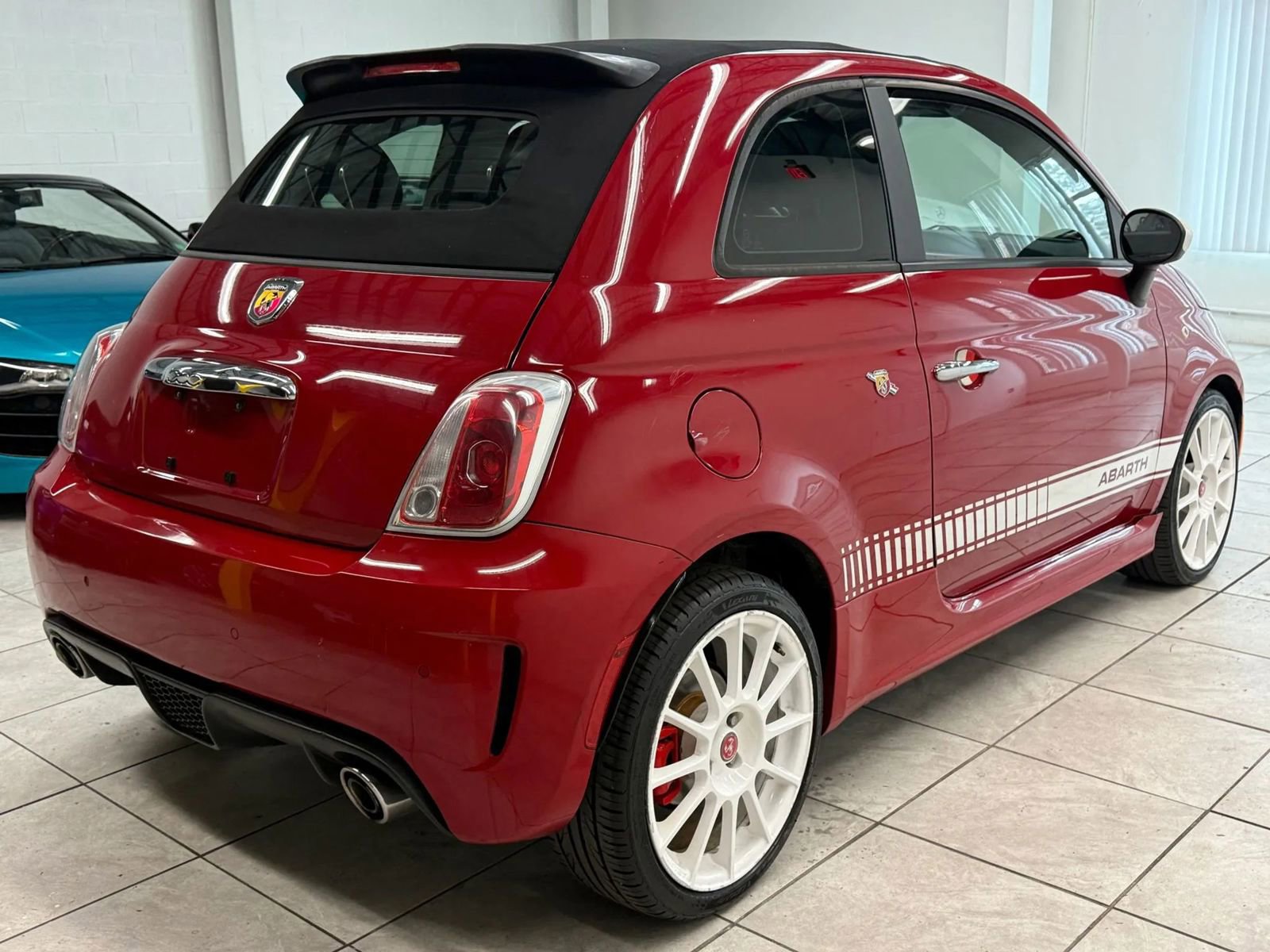 Used 2013 FIAT 500 Abarth FWD image 9
