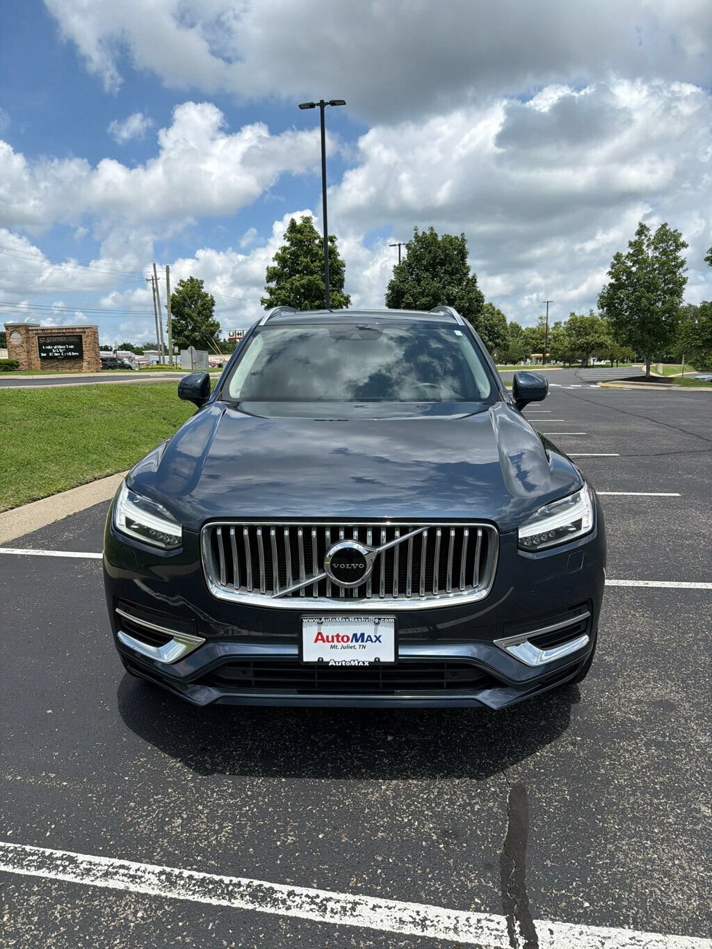 Used 2021 Volvo XC90 T8 Inscription Expression w/ Protection Package Premier AWD/4WD image 2
