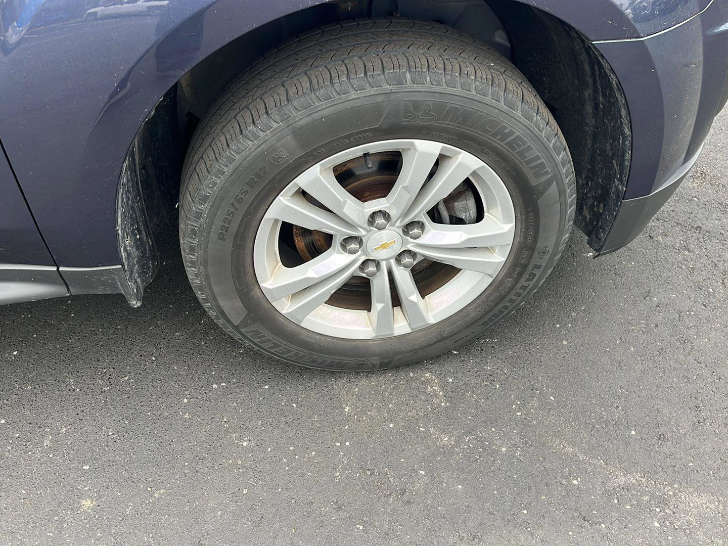 Used 2014 Chevrolet Equinox LS FWD image 30