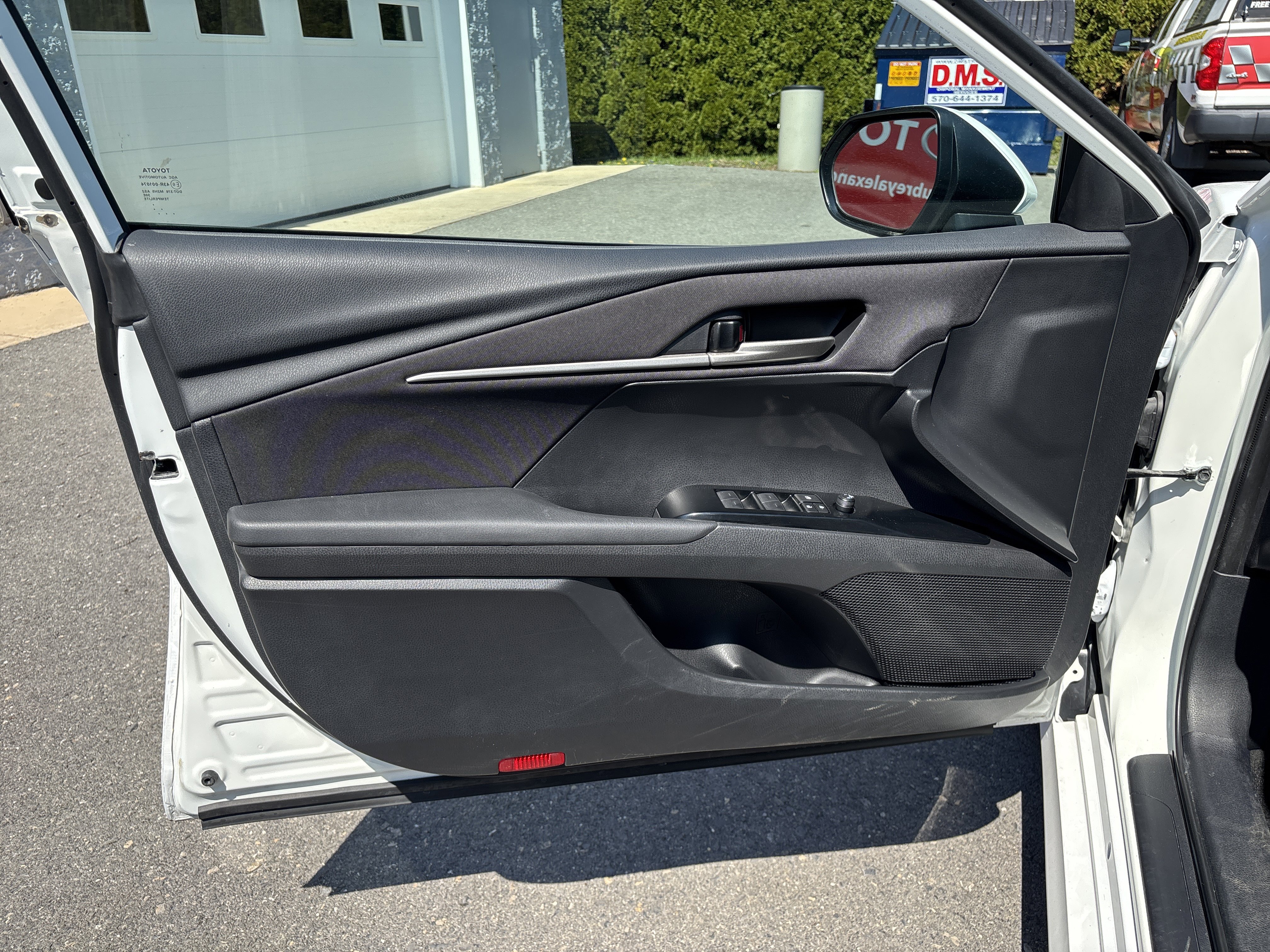 Certified 2025 Toyota Camry LE FWD image 16