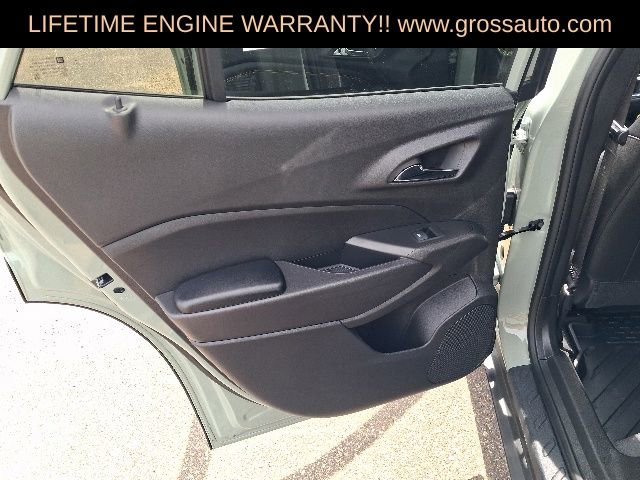 Used 2025 Chevrolet Trax ACTIV w/ Sunroof Package FWD image 22
