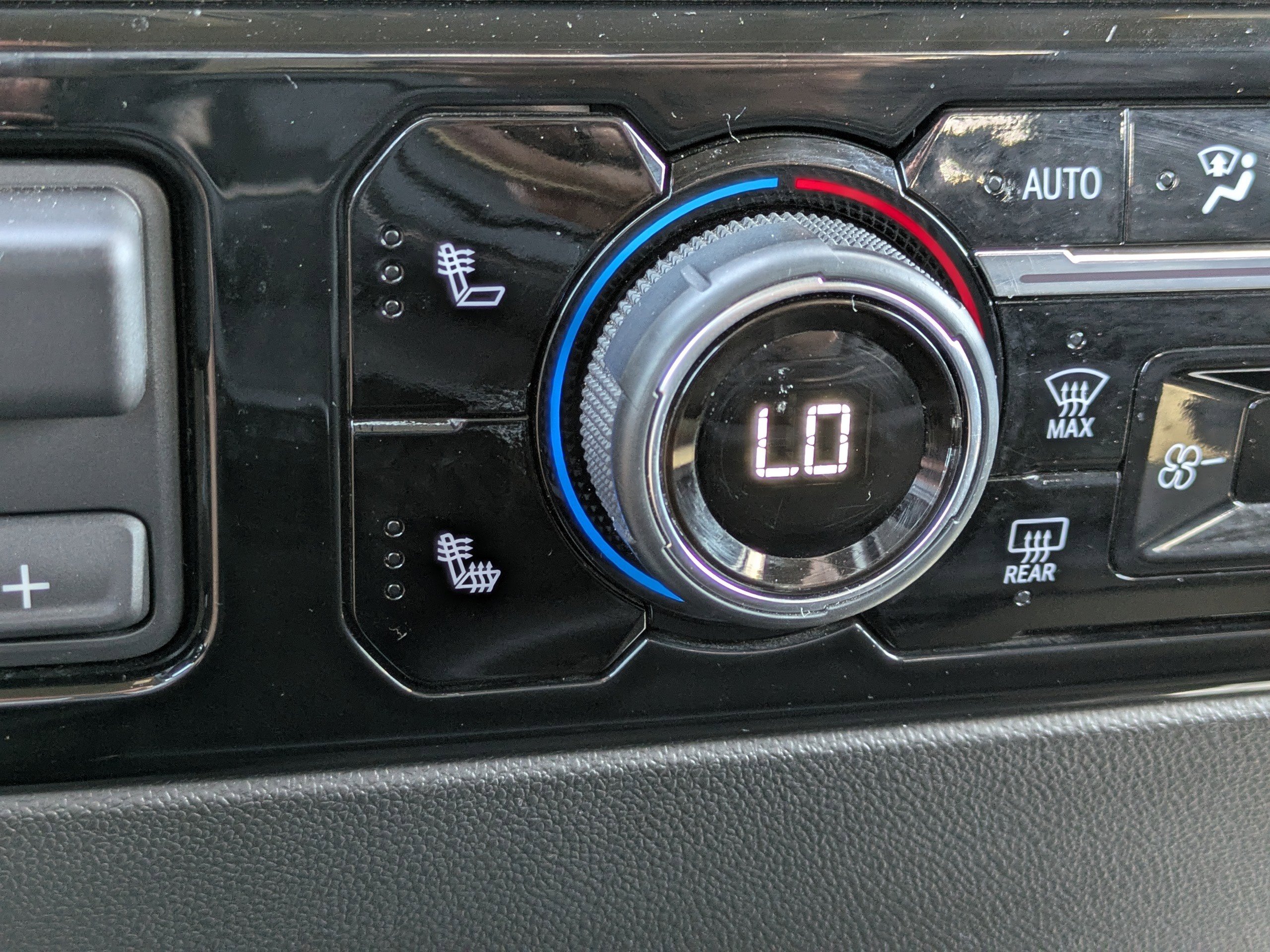 Certified 2024 Chevrolet Silverado 2500 LTZ image 31