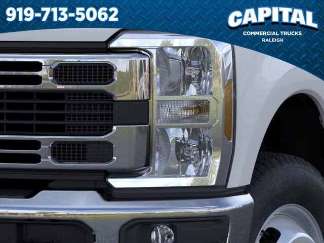 New 2026 Ford F350 XL w/ XL Chrome Package image 18