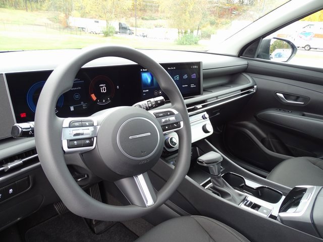 New 2026 Hyundai Tucson SEL image 12