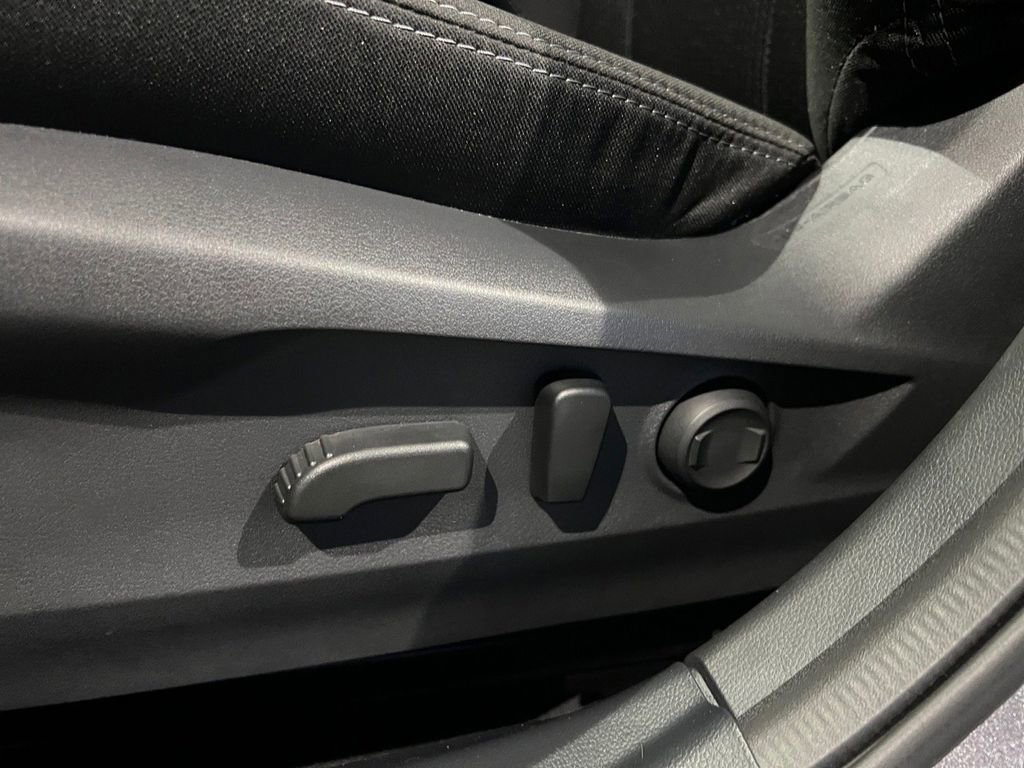 Used 2025 Subaru Legacy Premium image 23