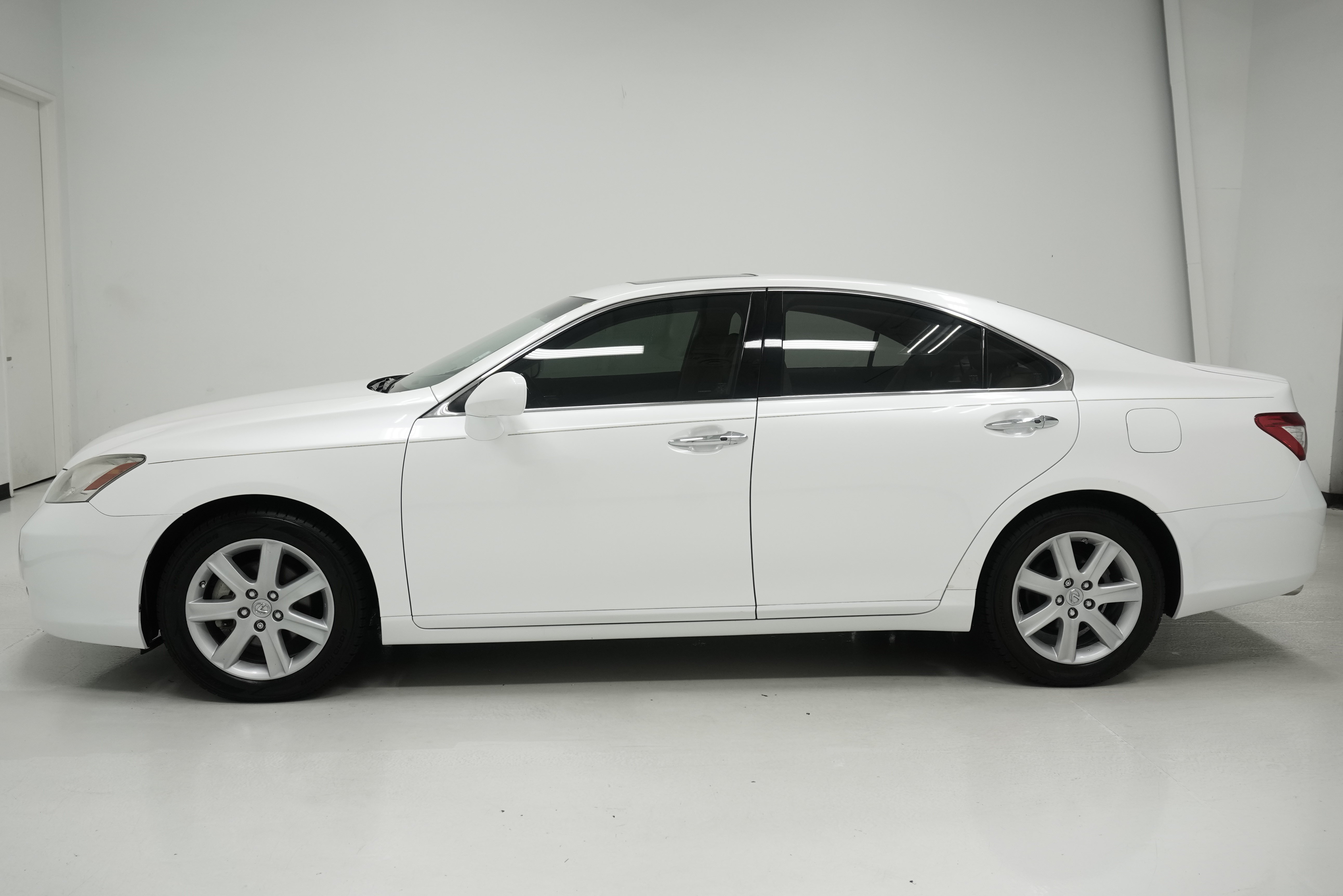Used 2008 Lexus ES 350 w/ Premium Plus Pkg FWD image 6