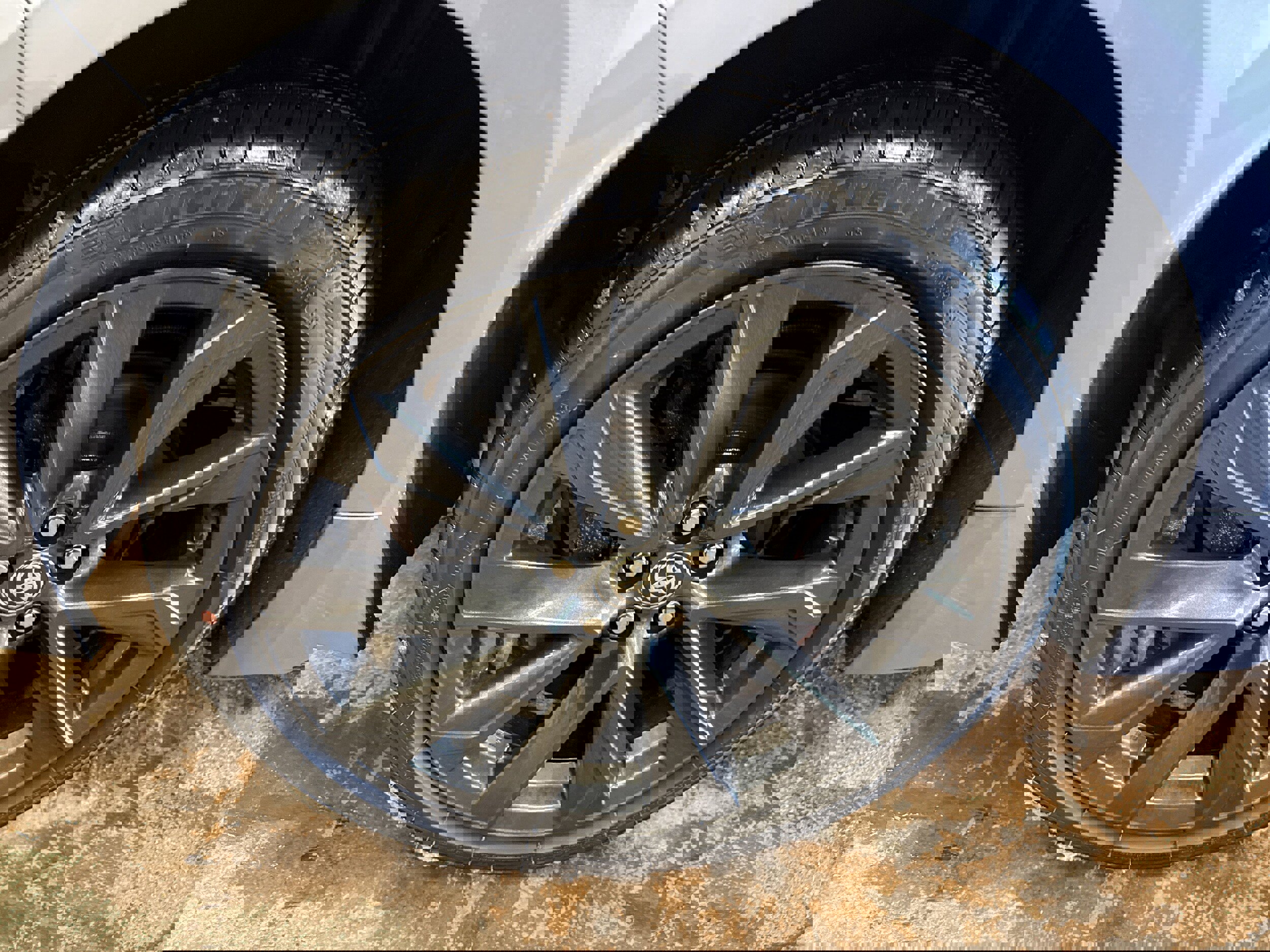 Used 2023 Toyota Corolla SE w/ Carpet Mat Package (TMS) image 10