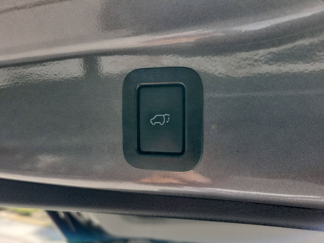 Used 2019 Toyota Highlander Limited AWD/4WD image 9