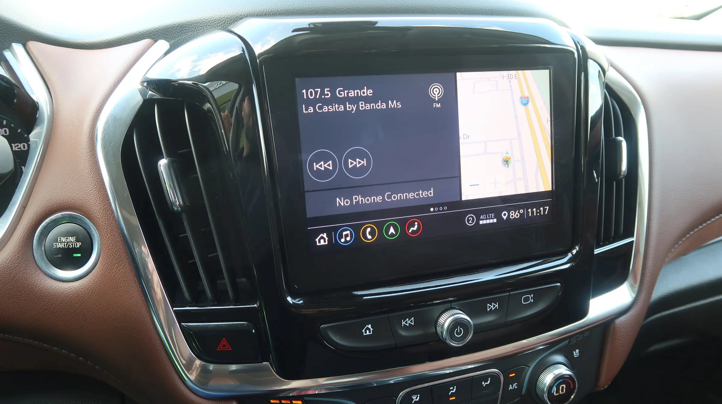 Used 2021 Chevrolet Traverse High Country FWD image 39